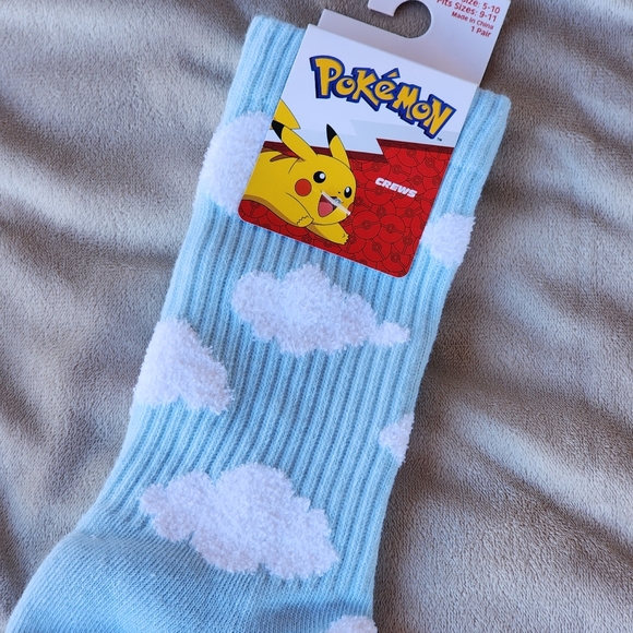 LOUNGEFLY Pokemon Eevee Backpack & Socks - Picture 7 of 13